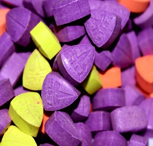 Buy Multi Colored Tesla 220mg Online - FunGuyz Canada